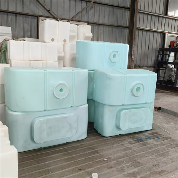 什么是園林機(jī)械水箱植保機(jī)械水箱？