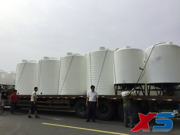 PT-3000L塑料水箱設(shè)計